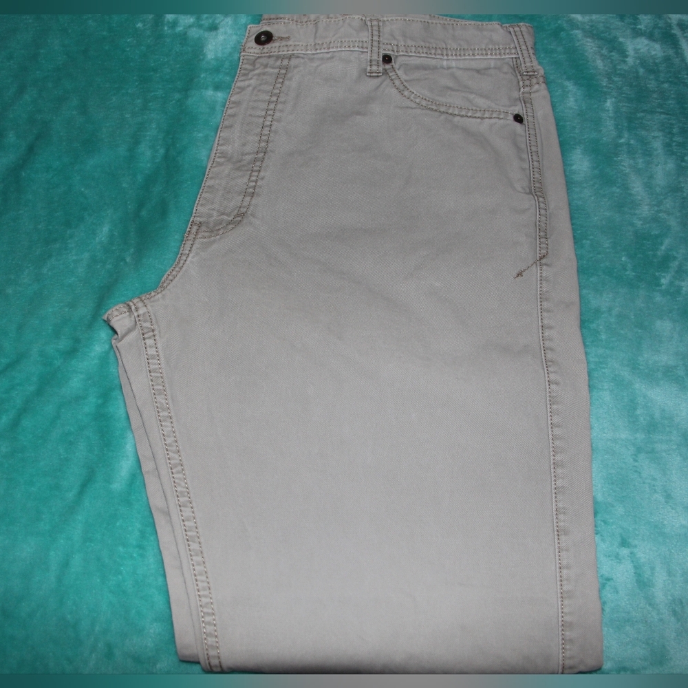 Men's Light Gray Dockers Pants